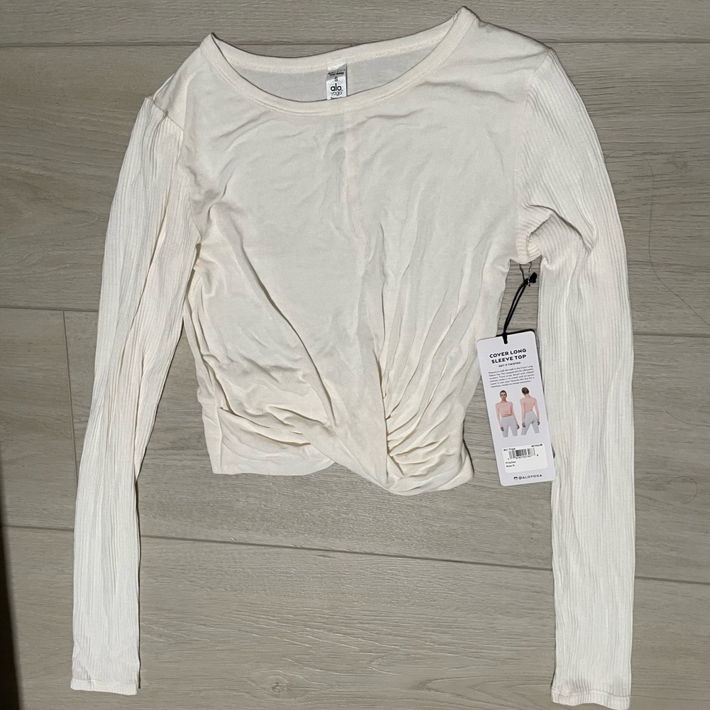 NWT Alo Yoga Cover Long Sleeve Top S